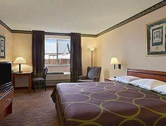 Super 8 By Wyndham Colorado Springs Airport Motel Ngoại thất bức ảnh